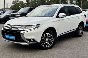 купить Мицубиси Outlander 2018, автосалон 