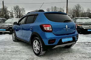 купить Рено Sandero 2021, автосалон 