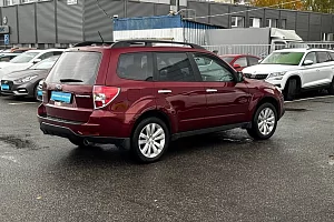 купить Субару Forester 2011, автосалон 
