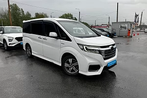 купить Хонда Stepwgn 2018, автосалон 
