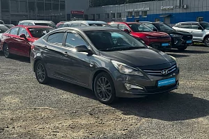 купить Хендай Solaris 2014, автосалон 