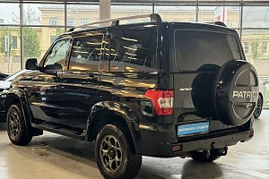 купить УАЗ Patriot 2023, автосалон 