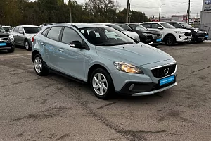 купить Вольво V40 Cross Country 2017, автосалон 