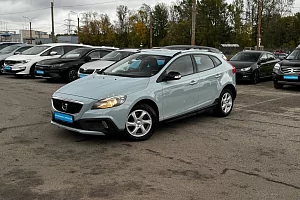 купить Вольво V40 Cross Country 2017, автосалон 