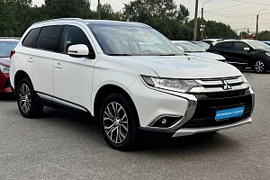 купить Мицубиси Outlander 2018, автосалон 