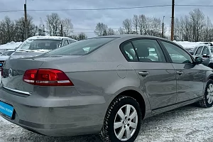купить Фольксваген Passat 2012, автосалон 