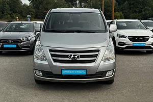 купить Хендай H-1 2013, автосалон 