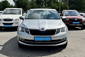 купить Шкода Octavia 2019, автосалон 