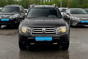 купить Рено Duster 2014, автосалон 