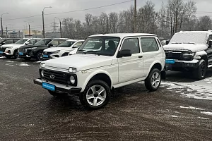 купить Лада Niva Legend 2024, автосалон 