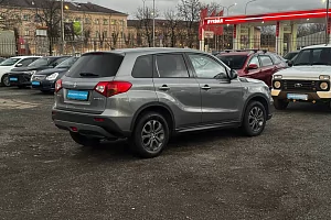 купить Сузуки Vitara 2017, автосалон 