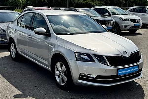 купить Шкода Octavia 2019, автосалон 