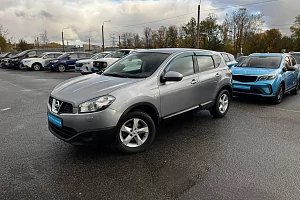 купить Ниссан Qashqai 2012, автосалон 