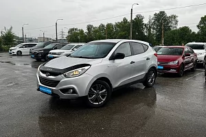 купить Хендай ix35 2013, автосалон 