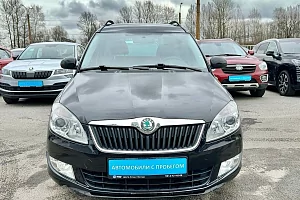 купить Шкода Roomster 2011, автосалон 