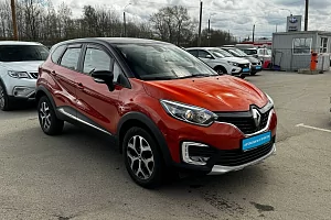 купить Рено Kaptur 2016, автосалон 