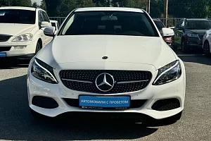 купить Мерседес C-Класс 2015, автосалон 