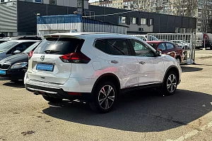 купить Ниссан X-Trail 2020, автосалон 