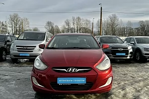 купить Хендай Solaris 2012, автосалон 
