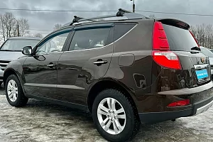 купить Джили Emgrand X7 2016, автосалон 