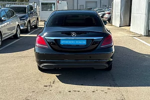 купить Мерседес C-Класс 2018, автосалон 