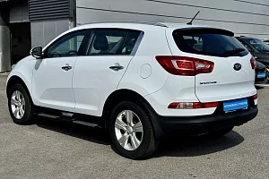 купить Кия Sportage 2013, автосалон 