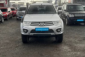 купить Мицубиси Pajero Sport 2014, автосалон 