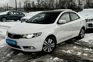 купить Кия Cerato 2013, автосалон 