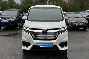 купить Хонда Stepwgn 2018, автосалон 