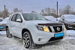 купить Ниссан Terrano 2017, автосалон 