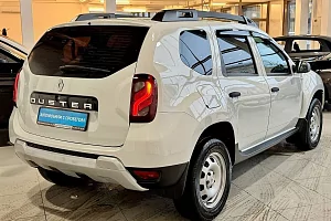 купить Рено Duster 2018, автосалон 