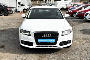 купить Ауди A4 2011, автосалон 