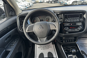 купить Мицубиси Outlander 2020, автосалон 