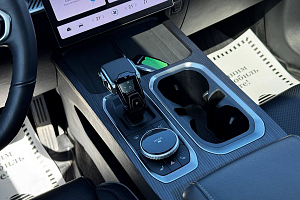 купить  J7 2023, автосалон 