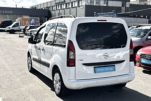 купить Опель Combo 2021, автосалон 