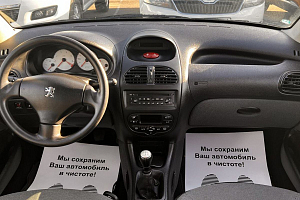 купить Пежо 206 2008, автосалон 