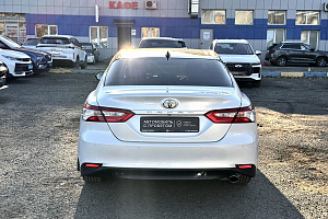 купить Тойота Camry 2021, автосалон 