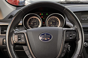 купить ФАВ Besturn X80 2017, автосалон 