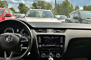 купить Шкода Octavia 2017, автосалон 