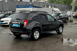 купить Рено Duster 2014, автосалон 