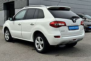 купить Рено Koleos 2012, автосалон 