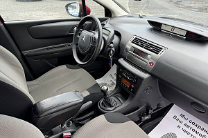 купить Ситроен C4 2010, автосалон 