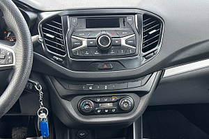 купить Лада Vesta 2018, автосалон 