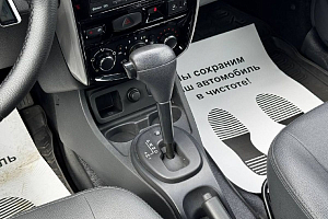 купить Ниссан Terrano 2014, автосалон 