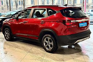 купить Кия Seltos 2021, автосалон 