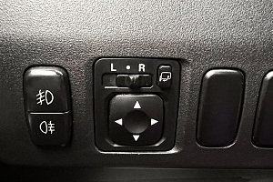 купить Мицубиси Pajero 2007, автосалон 