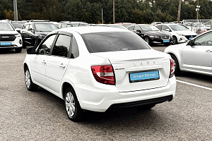 купить Лада Granta 2023, автосалон 