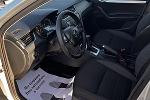 купить Шкода Octavia 2018, автосалон 