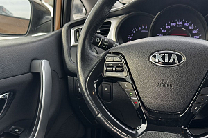 купить Кия Ceed 2016, автосалон 