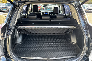 купить Тойота RAV4 2017, автосалон 